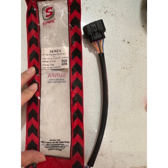 Dây Ghim Cảm Biến Bướm Ga Airblade 110, Lead 110 5 lỗ SunFa